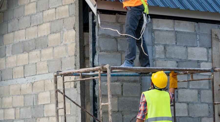 Expert Emergency Roof Repairs services in Tivoli, TX
